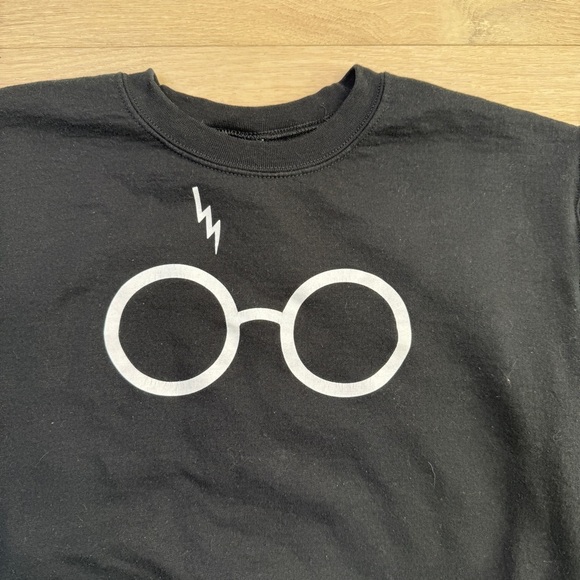 Harry Potter Sweatshirt - Picture 2 of 5